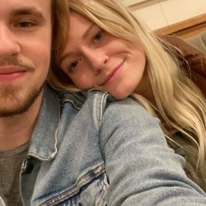 Meet your Posher, Skylar